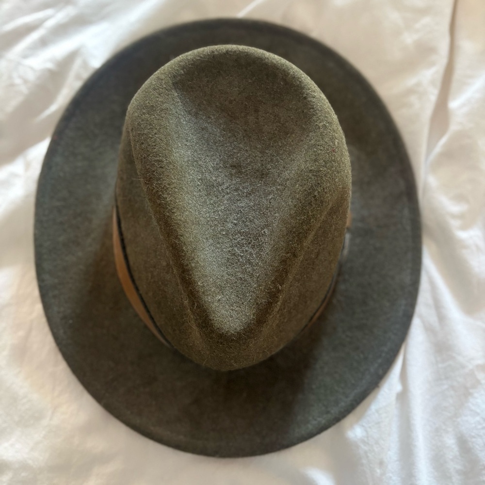 Buffalo Wool Co Green and Brown Hat. 80% wool 20% bison fiber. Looks new! - Picture 4 of 7